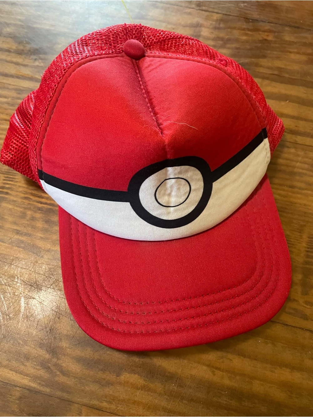 2016 Red Poké Ball Graphic Trucker Hat snap back Size 4-16 unisex